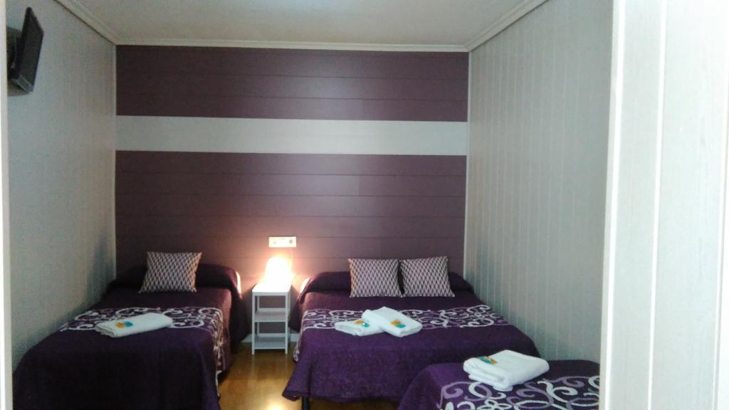 Hostal Escala Luna Salamanka Zewnętrze zdjęcie