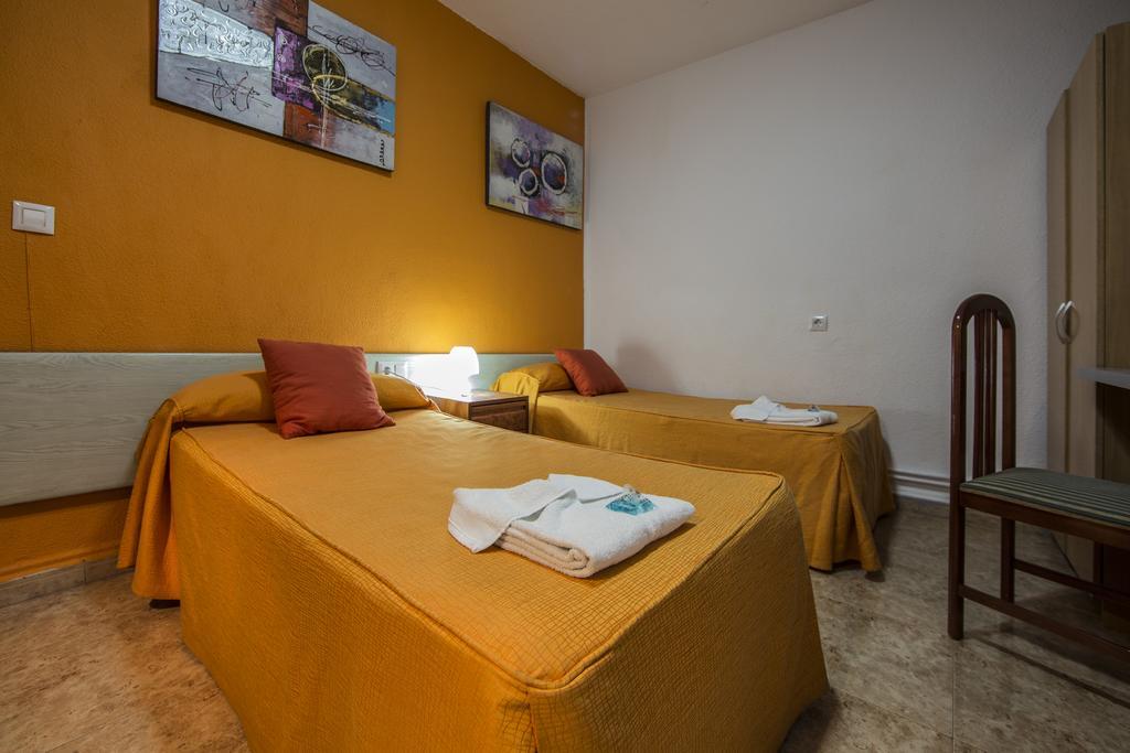 Hostal Escala Luna Salamanka Zewnętrze zdjęcie