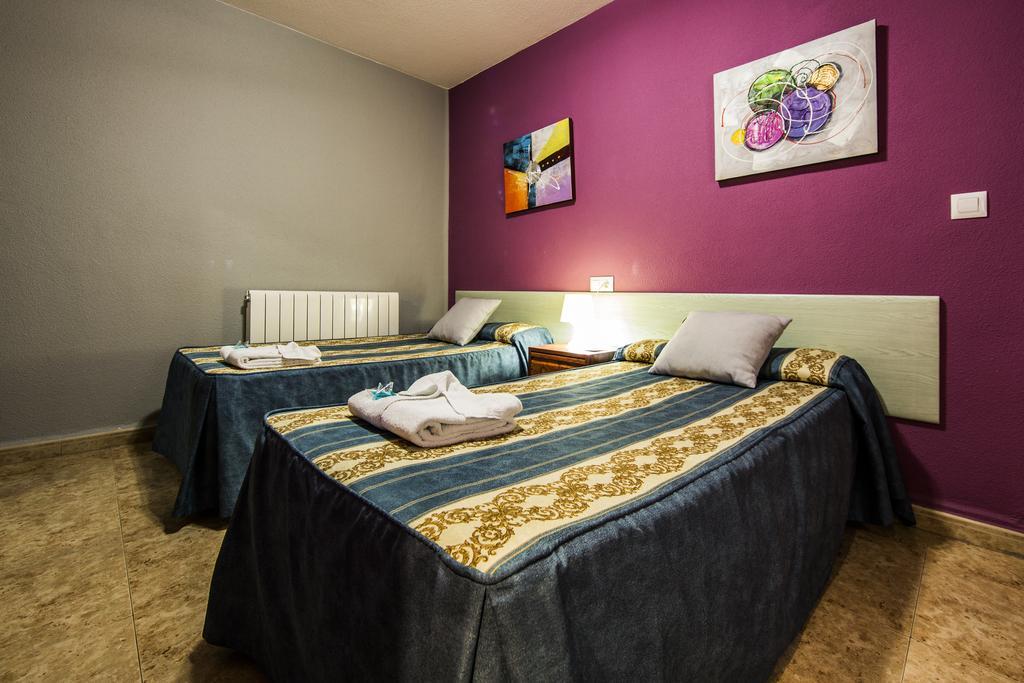 Hostal Escala Luna Salamanka Zewnętrze zdjęcie
