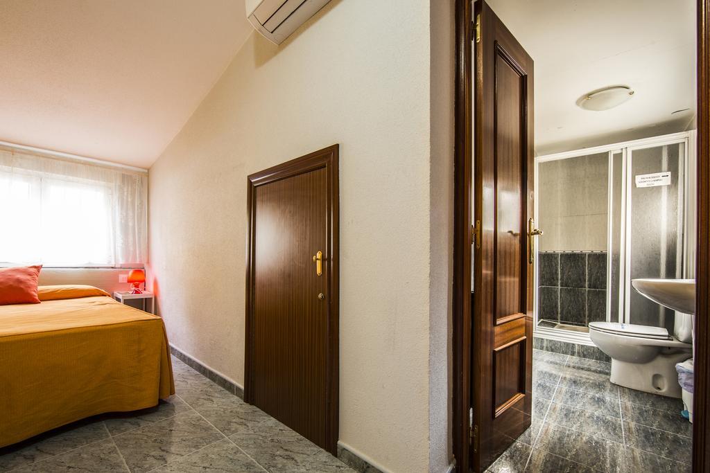 Hostal Escala Luna Salamanka Zewnętrze zdjęcie
