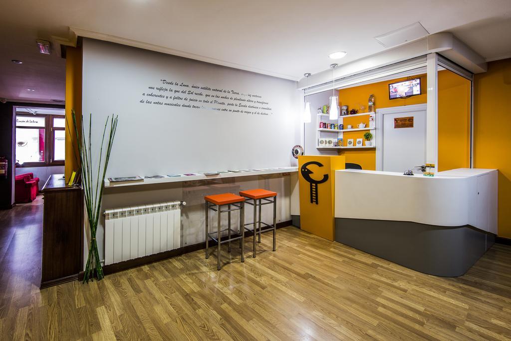 Hostal Escala Luna Salamanka Zewnętrze zdjęcie