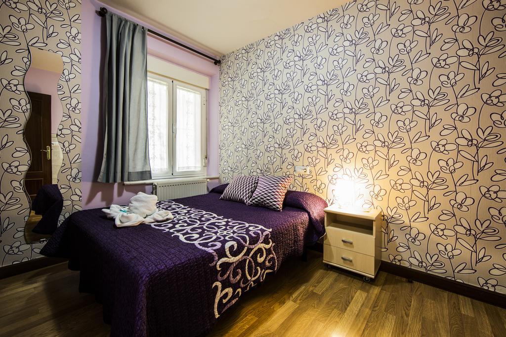 Hostal Escala Luna Salamanka Zewnętrze zdjęcie