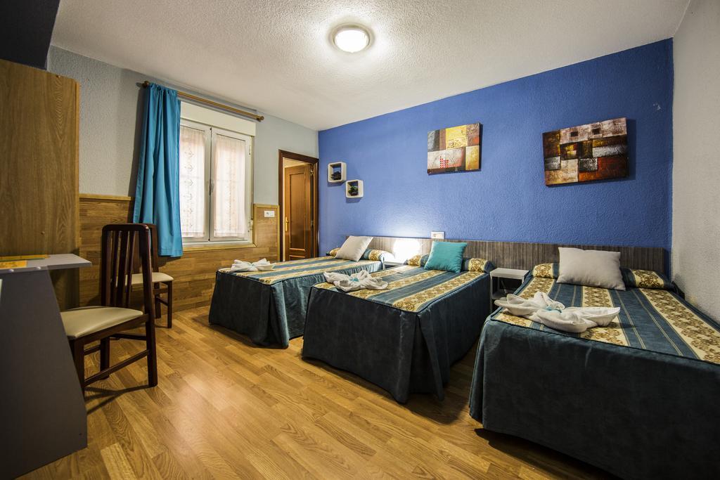 Hostal Escala Luna Salamanka Zewnętrze zdjęcie