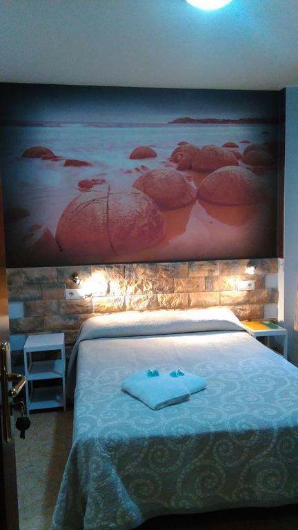 Hostal Escala Luna Salamanka Zewnętrze zdjęcie