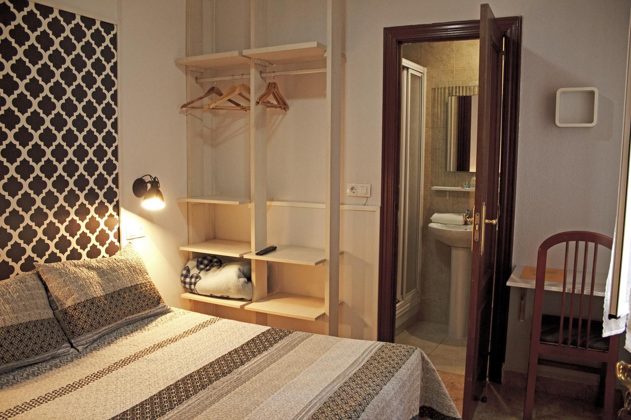 Hostal Escala Luna Salamanka Zewnętrze zdjęcie