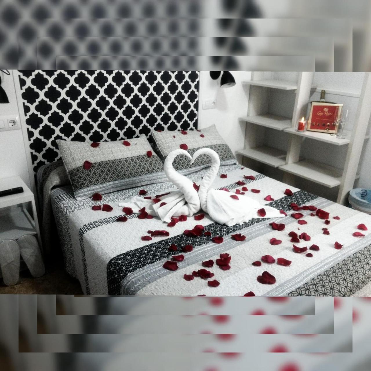 Hostal Escala Luna Salamanka Zewnętrze zdjęcie
